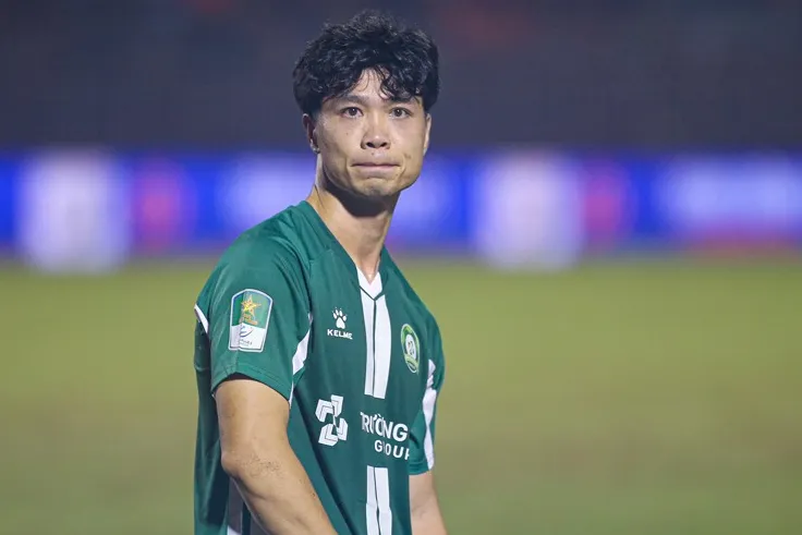 Công Phượng Tự Nhận Trách Nhiệm Sau Thất Bại Penalty: Bình Phước Lỡ Hẹn V-League