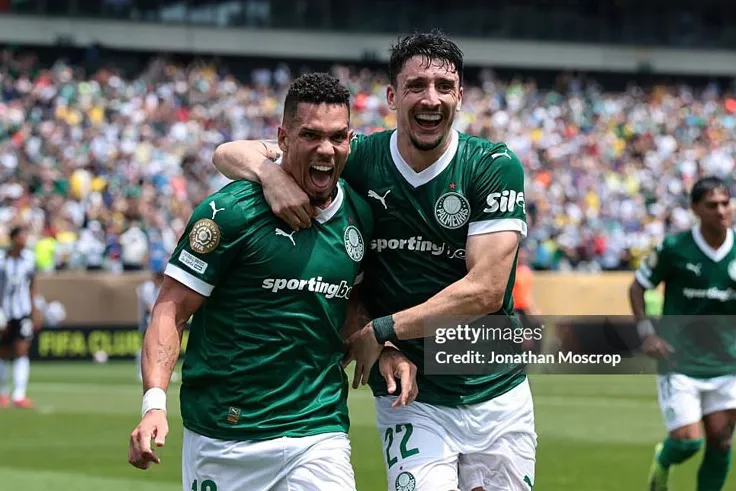 Palmeiras Giành Vé Đầu Tiên Vào Tứ Kết FIFA Club World Cup 2025 Sau Trận Chiến Căng Thẳng