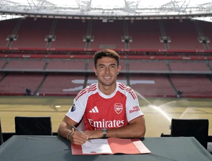 Arsenal kích nổ bom tấn Zubimendi: Bản hợp đồng then chốt cho tham vọng vô địch?