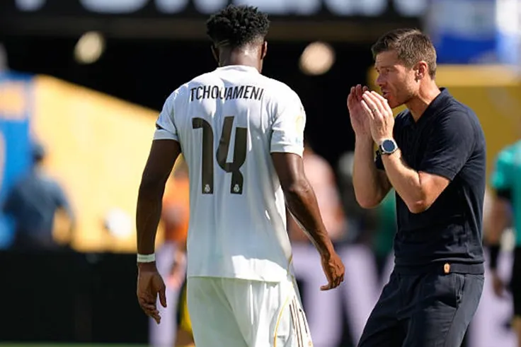 Tchouameni có thể sẽ xuất phát ở vị trí trung vệ khi đối đầu với PSG