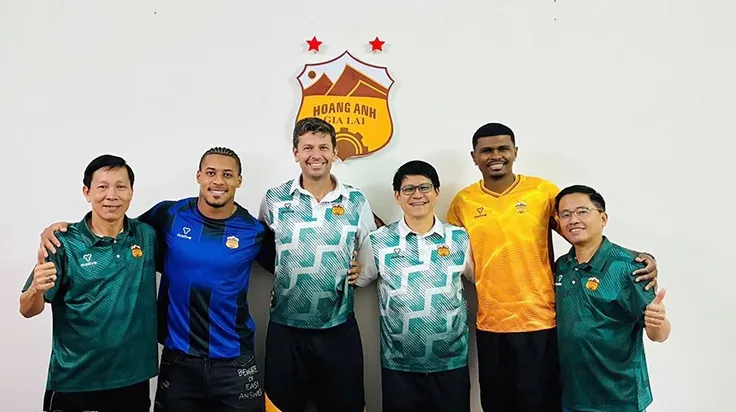 Lãnh đạo HAGL kỳ vọng cao vào 2 tân binh cùng HLV thủ môn người Brazil.
