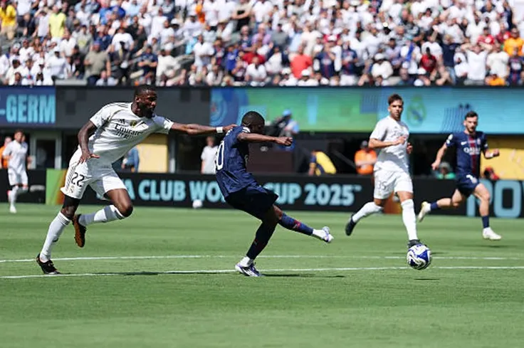 Real Madrid bất lực trước sức mạnh của PSG