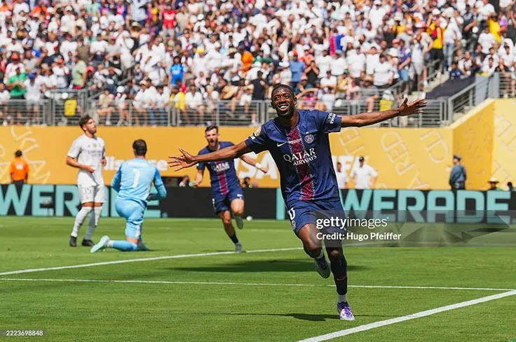 PSG đại thắng Real Madrid ở bán kết