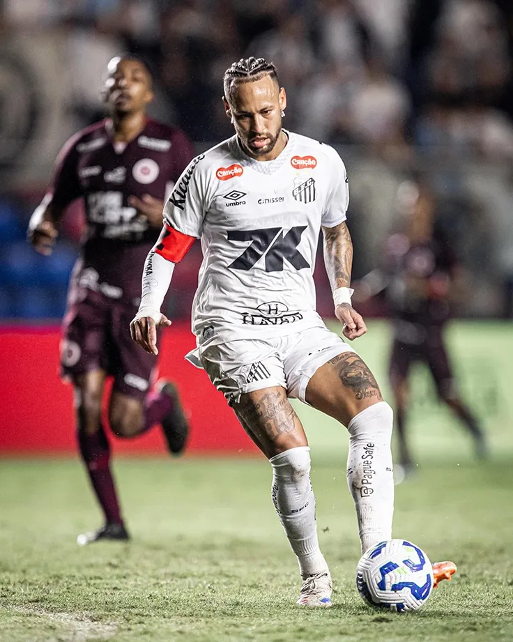 Neymar Tái Xuất Rực Rỡ: Ghi Bàn, Kiến Tạo và Trận Giao Hữu Hỗn Loạn Vì CĐV