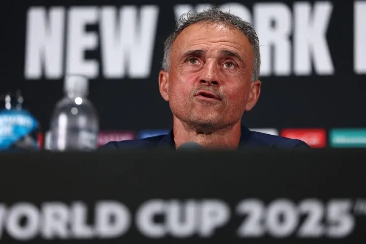 Luis Enrique Tự Tin Trước Chung Kết FIFA Club World Cup 2025: PSG Không Cần Siêu Sao Cá Nhân!