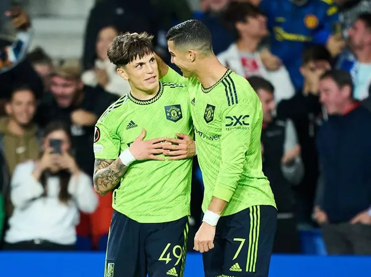 Garnacho từ chối Al Nassr: Ronaldo 'mất điểm' trong vai trò môi giới?