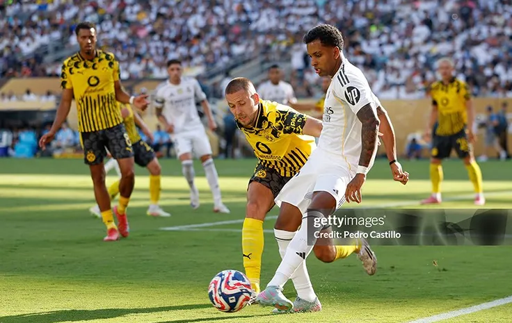 Bom tấn chấn động: Barcelona 'cuỗm' Rodrygo từ Real Madrid, phá vỡ lời nguyền 29 năm?