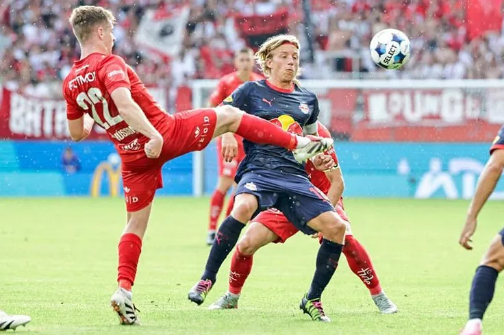 RB Salzburg và Qarabag thăng hoa ở vòng loại Champions League: Bước tiến lớn đến vòng 3