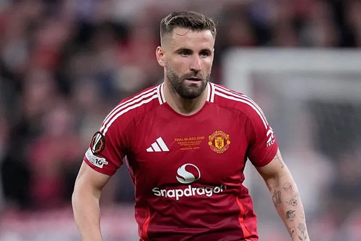 Luke Shaw tính đường rời MU, cơ hội tái ngộ Ronaldo ở Ả Rập Xê Út?
