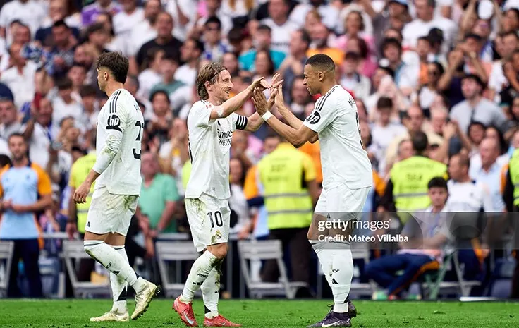 Mbappe tiếp quản chiếc áo số 10 huyền thoại từ Luka Modric