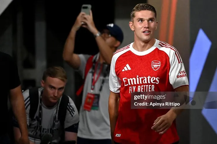 Viktor Gyokeres ra mắt ấn tượng, Arsenal thắng Newcastle: Rashford tỏa sáng trong trận ra mắt Barca