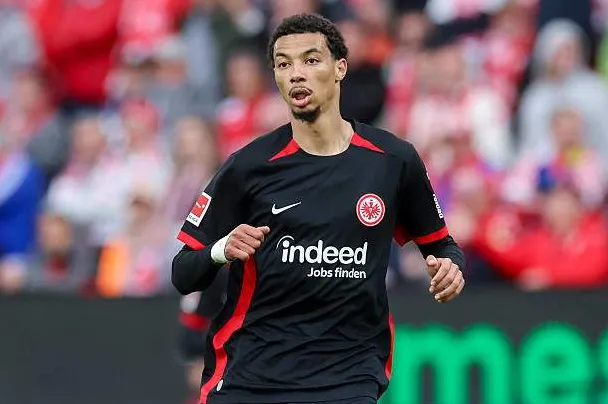 Lời nguyền Frankfurt: Hugo Ekitike đến Liverpool và nỗi lo tái hiện vết xe đổ của những Jovic, Haller?