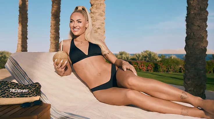 Nữ cầu thủ mặc bikini đẹp nhất thế giới, thu hút 17 triệu lượt theo dõi - 6