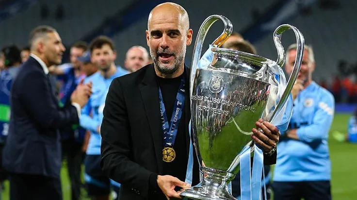HLV Guardiola gặt hái nhiều danh hiệu lớn cùng Man City