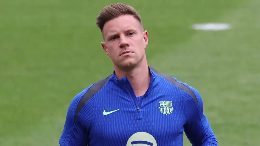 Ter Stegen 'Nổi Loạn', Barca Đứng Trước Nguy Cơ Không Đăng Ký Được Rashford?