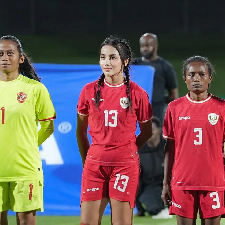 Shafira Ika Putri: Nữ thủ quân xinh đẹp của Indonesia và cuộc đọ sắc tại Giải vô địch nữ Đông Nam Á 2025