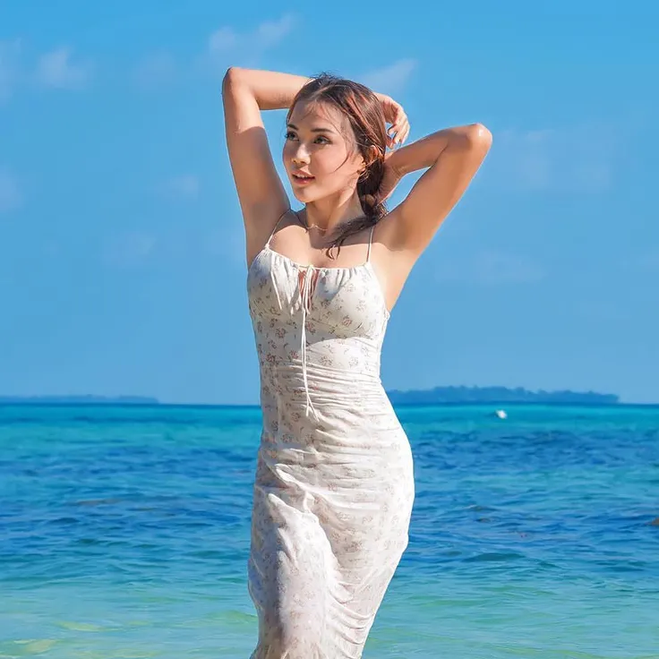 Nữ thủ quân ĐT Indonesia xinh như hoa hậu, chờ đọ sắc Hoàng Loan & Thanh Nhã - 3