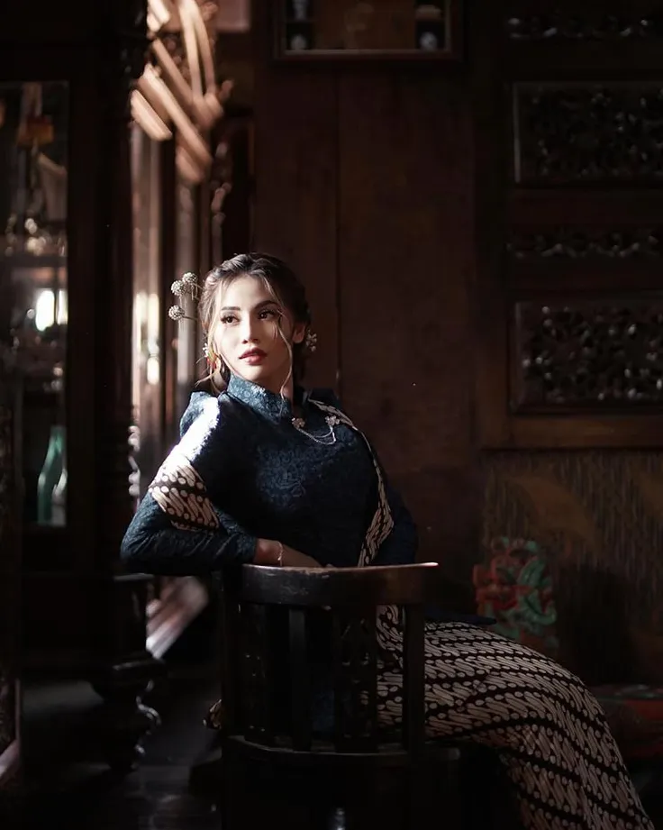 Nữ thủ quân ĐT Indonesia xinh như hoa hậu, chờ đọ sắc Hoàng Loan & Thanh Nhã - 5