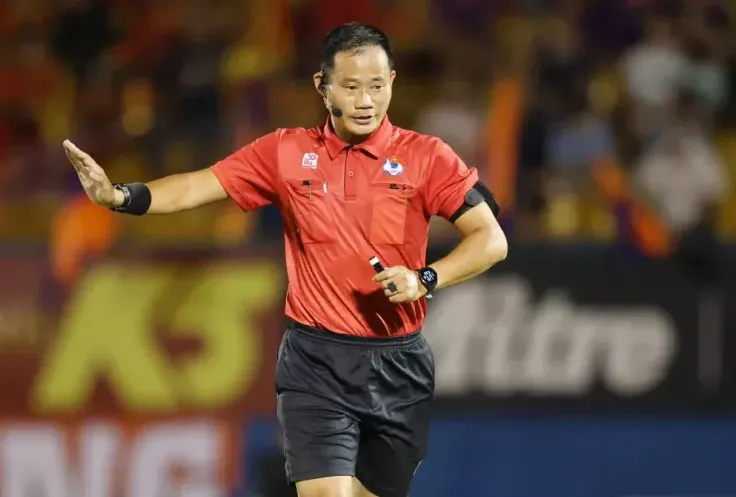 Bàng hoàng trọng tài Trần Đình Thịnh đột ngột qua đời khi kiểm tra thể lực: Tổn thất lớn cho bóng đá Việt Nam