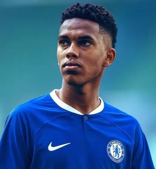 Chelsea Chào Đón "Messinho" Estevao Willian: Kỳ Vọng Bùng Nổ Tại Premier League và Champions League