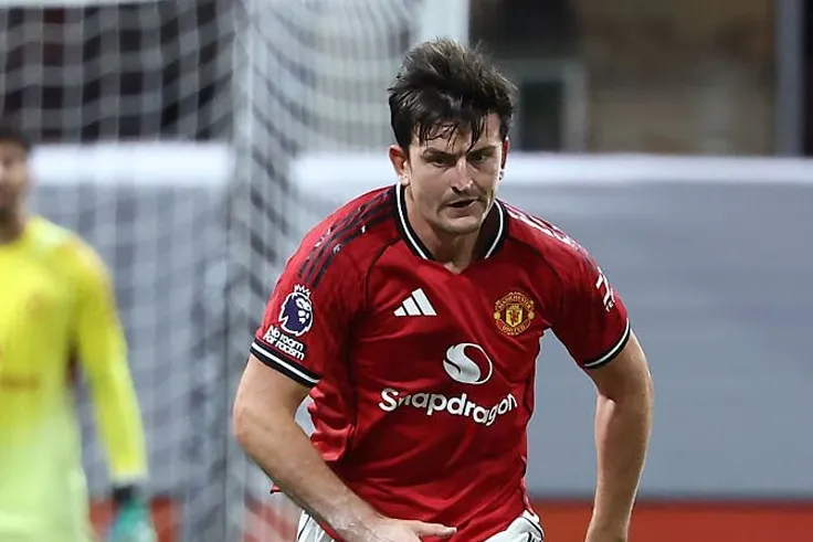 Maguire 'hot' trên TTCN: MU từ chối bán, ngôi sao tính đường 'du học' Serie A?