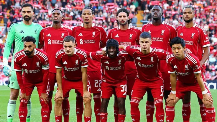 Liverpool 2025/26: Sức Mạnh Vượt Trội và Chờ Đợi Kỷ Nguyên Arne Slot