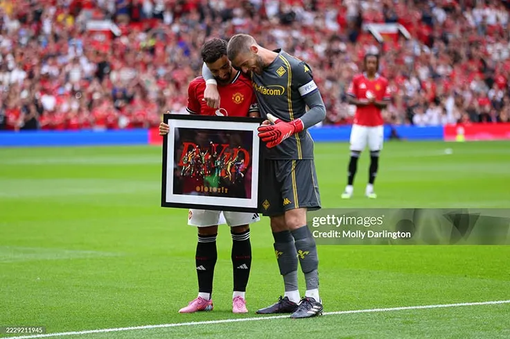 De Gea được MU vinh danh ngày trở lại Old Trafford - 2