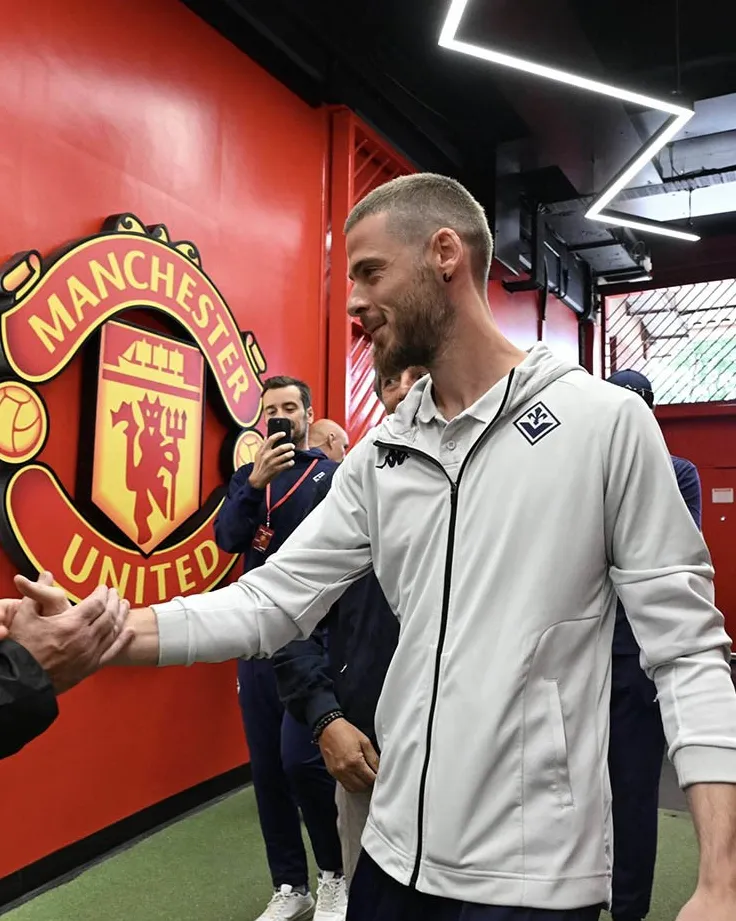 De Gea được MU vinh danh ngày trở lại Old Trafford - 3
