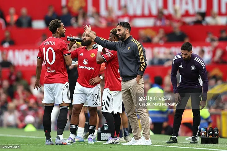 MU so tài Fiorentina: 