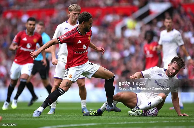 MU so tài Fiorentina: 