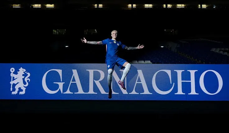 Garnacho ra mắt tại Chelsea