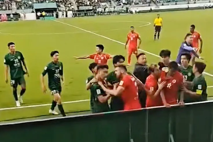 Hỗn Chiến Nảy Lửa Tại Cúp C2 Châu Á: Bắc Kinh Quốc An và Công An Hà Nội Rơi Vào Rắc Rối