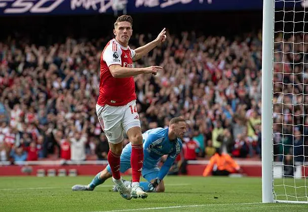 Gyokeres đã có 3 bàn cho Arsenal