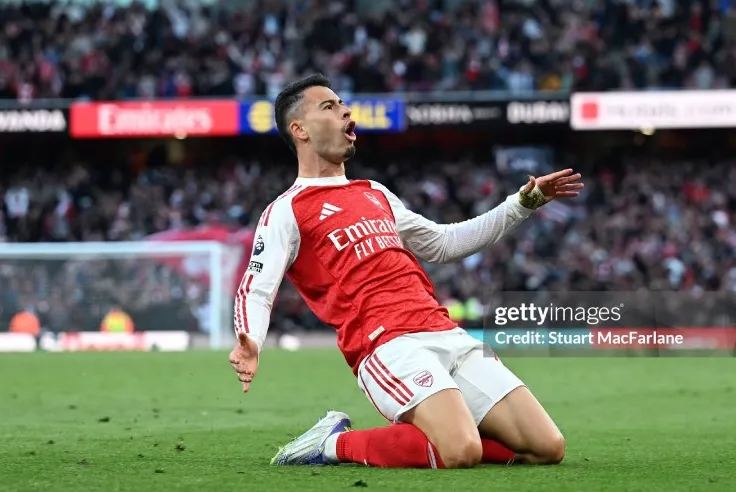 Martinelli sắm vai người hùng của Arsenal