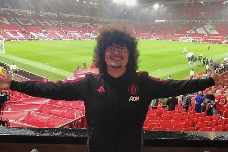 Bản tin bóng đá sáng 23/9: Fan MU 'không cắt tóc' bị tấn công, Mourinho tiết lộ lý do đến Benfica, và những thông tin nóng hổi khác