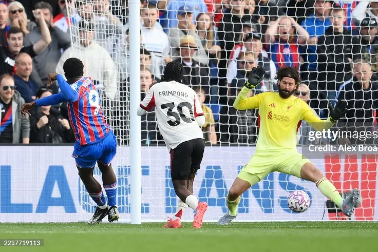 Liverpool Gục Ngã Trước Crystal Palace: "Đi Đêm Lắm, Có Ngày Gặp Ma"
