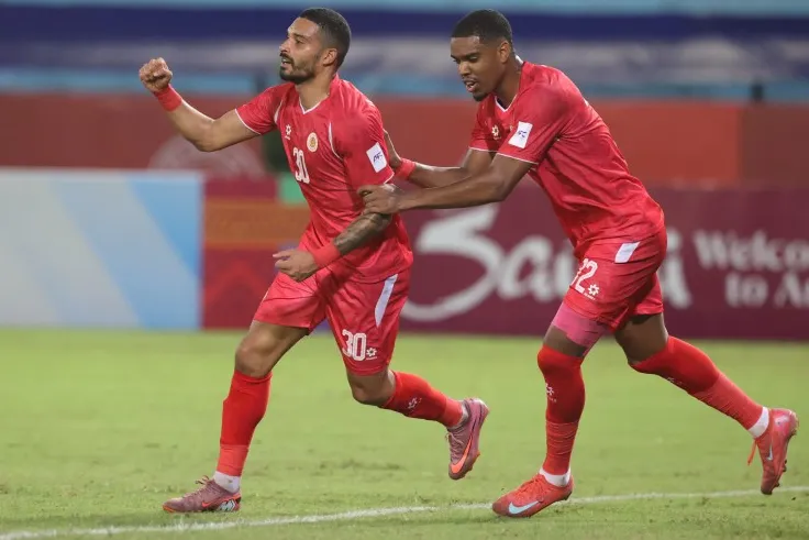 Công An Hà Nội Vùi Dập Tai Po: Alves Chói Sáng, Phan Văn Đức 'Chốt' Hạ