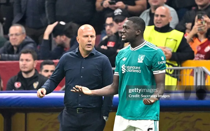 Konate thi đấu kém hiệu quả ở 2 trận thua gần nhất của Liverpool