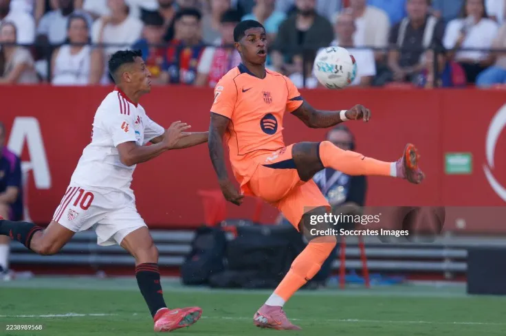 Rashford tỏa sáng hiếm hoi trong trận thua 'muối mặt' của Barcelona trước Sevilla