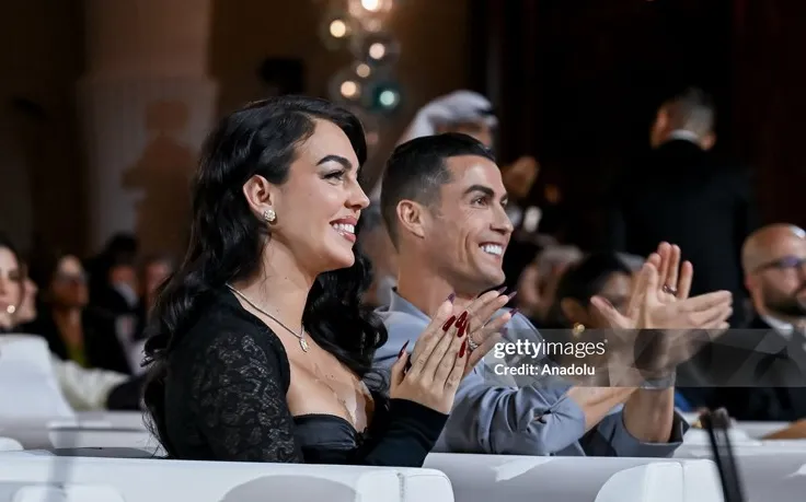 Gia đình Ronaldo 'càn quét' YouTube: Georgina Rodriguez ra mắt kênh riêng, hé lộ cuộc sống xa hoa