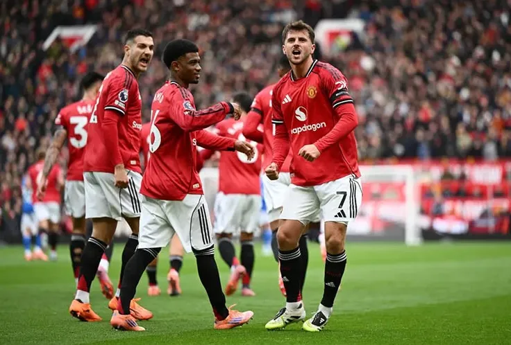 Neville Chỉ Trích Amorim: 'Không Có Thời Gian Cho Việc Đổ Lỗi' - MU Gặp Khó Khăn?