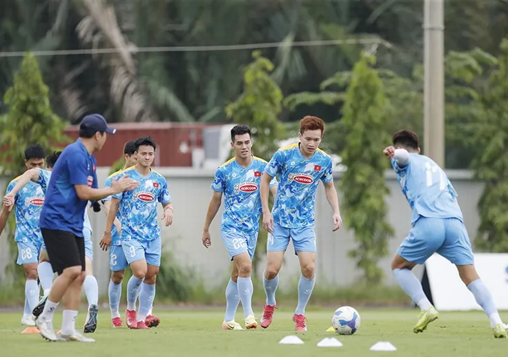 ĐT Việt Nam tích cực tập luyện chuẩn bị tái đấu Nepal.