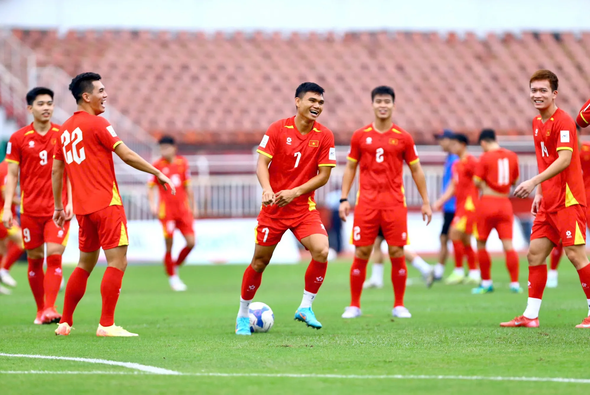 ĐT Việt Nam quyết thắng Nepal: Tiến Linh rạng rỡ, sẵn sàng bùng nổ trên sân Thống Nhất