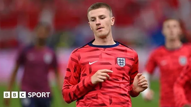 Adam Wharton: Viên ngọc quý của bóng đá Anh khiến MU và Real Madrid tranh giành