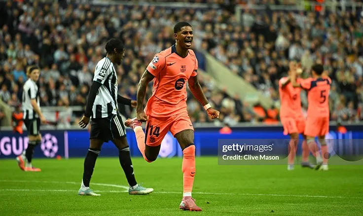 Rashford ghi bàn giúp Barca giành chiến thắng tại Champions League