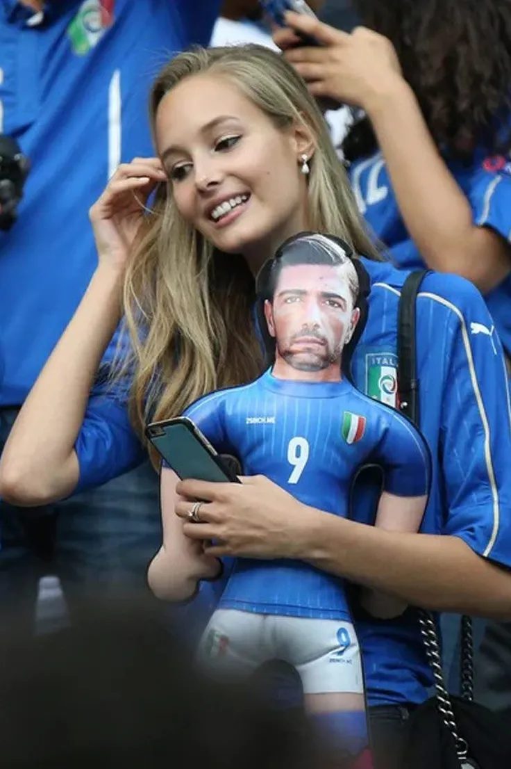 Graziano Pelle và Viktoria Varga: Chuyện Tình 12 Năm Tan Vỡ, Cựu Sao Ngoại Hạng Anh Tìm Bình Yên Ở Dubai