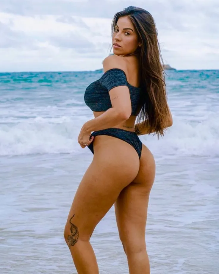 Dàn WAGs quyến rũ của dàn sao Real Madrid 