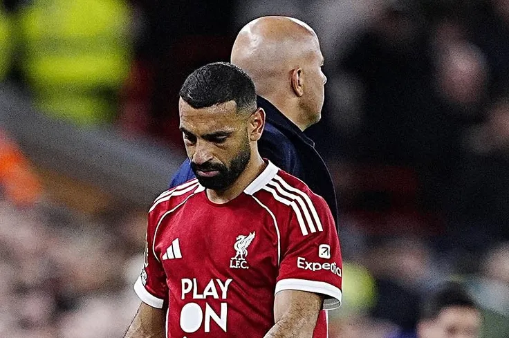 Salah đang mâu thuẫn với HLV Slot?