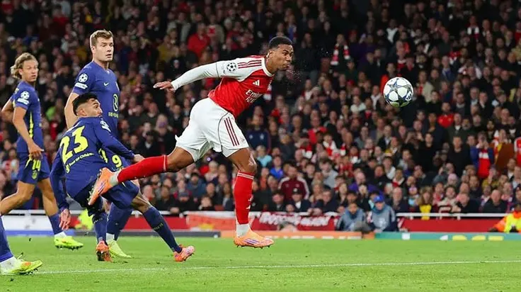 Arsenal thu về thành quả nhờ khả năng tạo ra các tình huống cố định hiệu quả