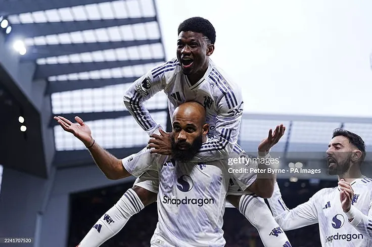 Diallo và Mbeumo phối hợp ăn ý cùng nhau